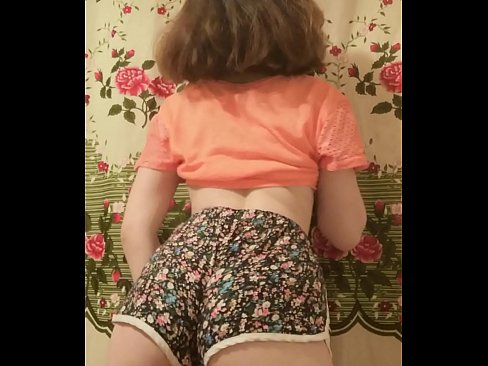 ❤️ Sexy jonge babe dy't har koarte broek op 'e kamera útstrielet ❌ Superseks op fy.hentaisun.ru ❌